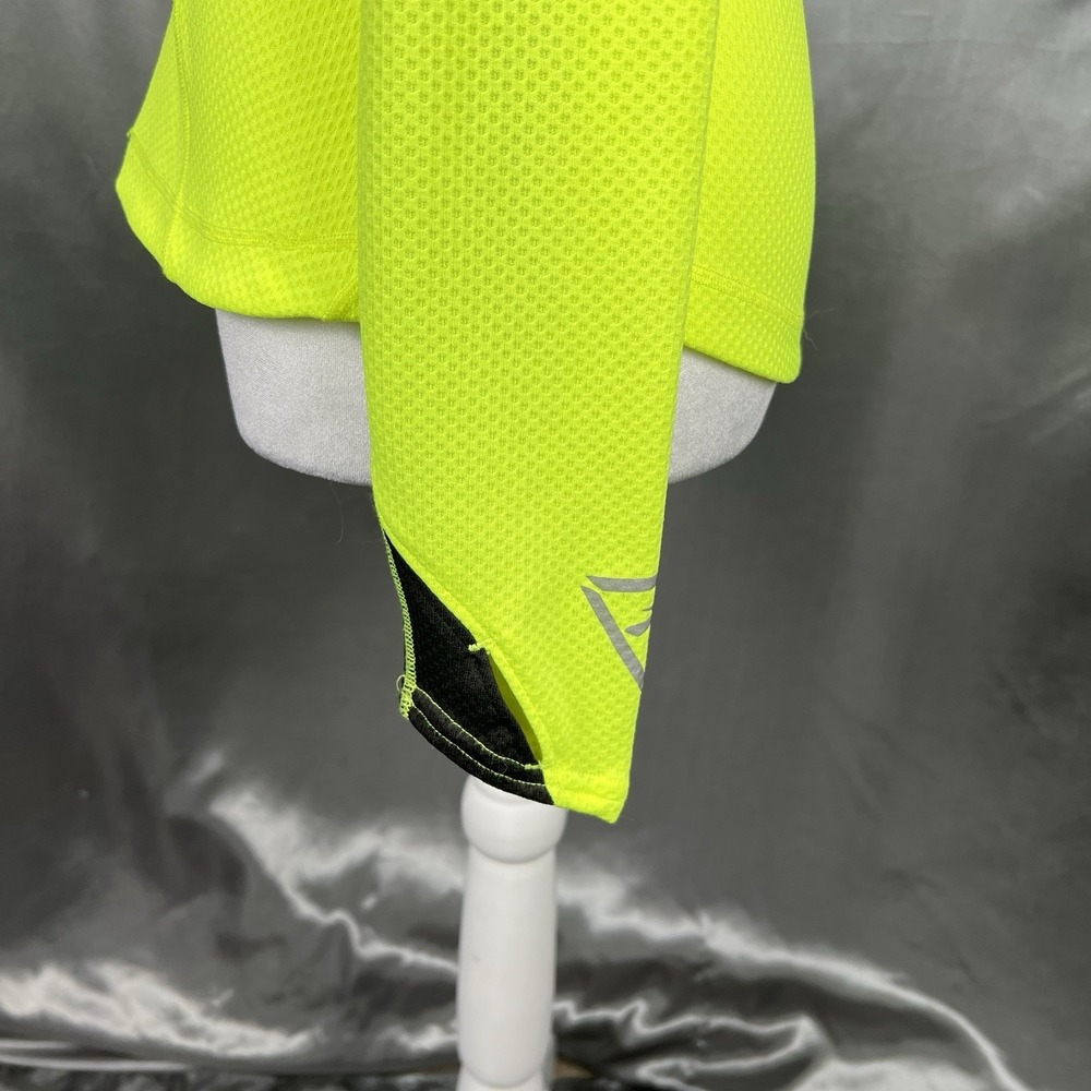Brooks Running Top Women's S Long Sleeve Run Visible Hiโ Vis Reflective Pullover - Picture 7 of 15
